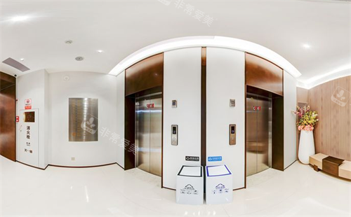 广州曙光美云口腔电梯间