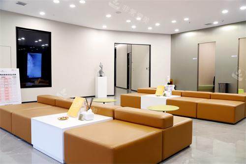 成都怡脂整形内部大厅休息区 成都怡脂整形内部大厅休息区