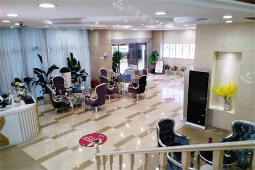 重庆紫城整形医院大厅休息区
