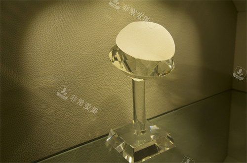 河南整形美容醫(yī)院隆胸假體