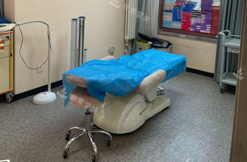 大连爱德丽格医疗美容的皮肤护理室