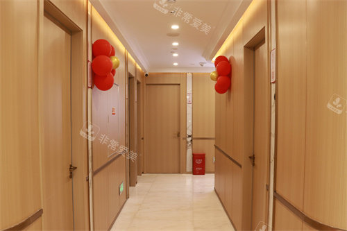 長沙晶膚醫(yī)療美容走廊環(huán)境 長沙晶膚醫(yī)療美容走廊環(huán)境