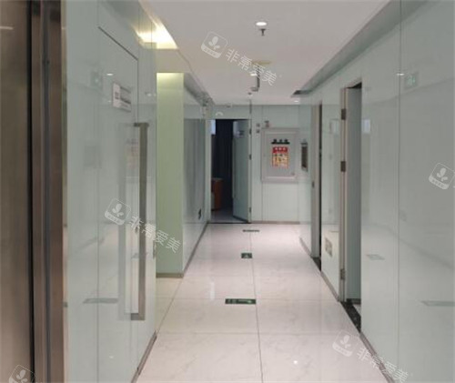 北京雅宸医疗美容走廊照片