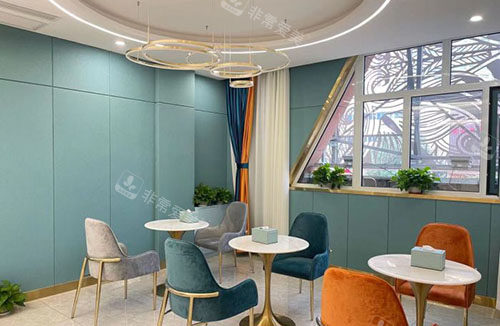 沧州静港医疗大厅休息区