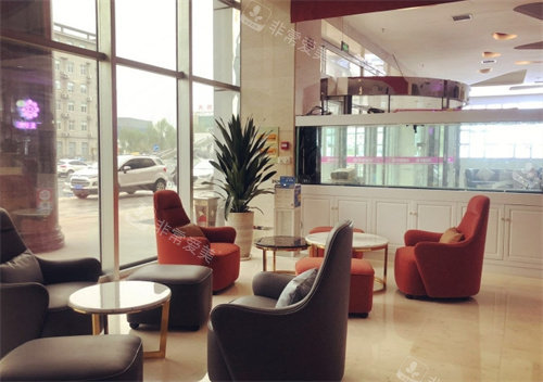 洛阳华美医疗美容水吧休息区