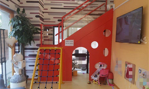 天津利辉口腔儿童休闲区.截个屏