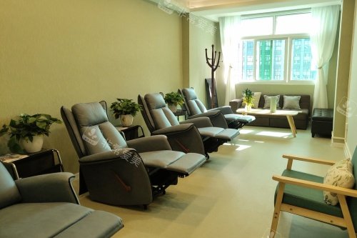 贵阳利美康美容医院休息室