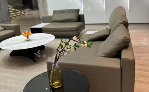 北京卓彦丽格整形等待区示意图