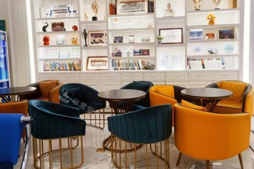 南宁麦迪格眼科休息区图