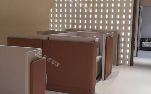 广州艺星整形大厅休息区