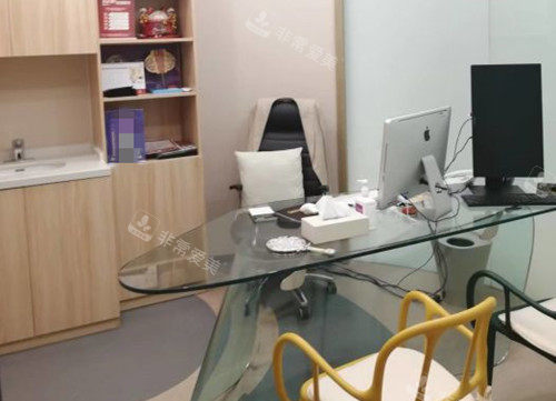 北京艺美医疗美容面诊室环境示意图