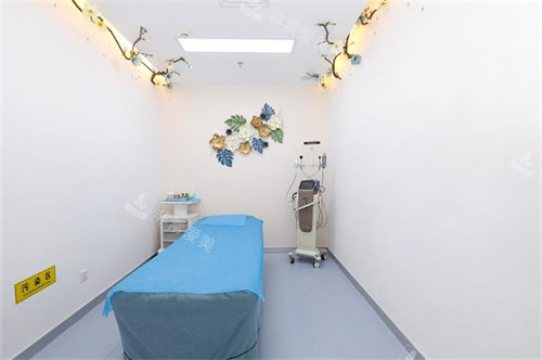 北京童颜塑美医疗美容诊所诊疗室