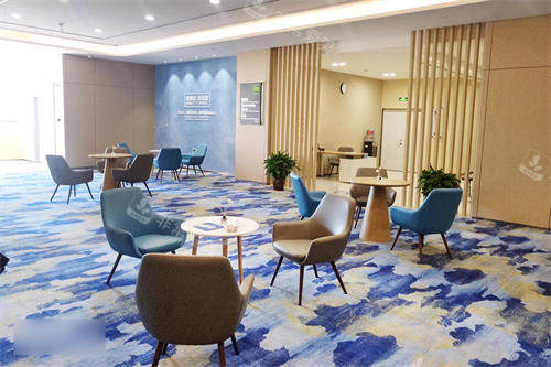 邢台爱尔眼科医院休息区