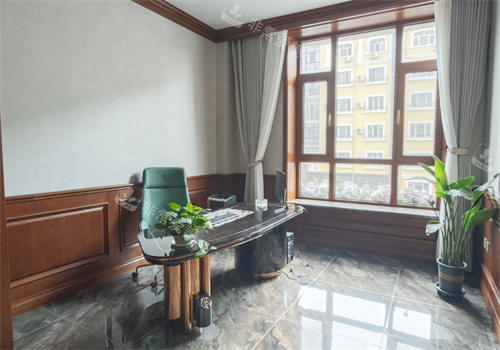 哈尔滨月几国际医美中心问诊室