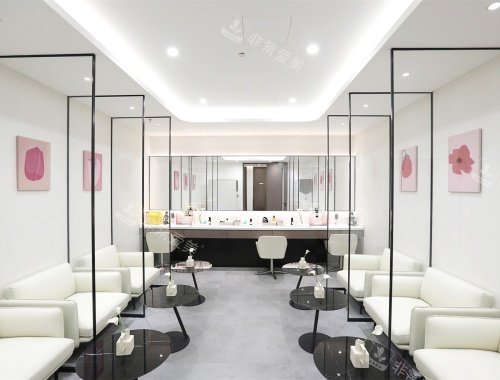 北京轻颜时代医疗美容医院休息区环境