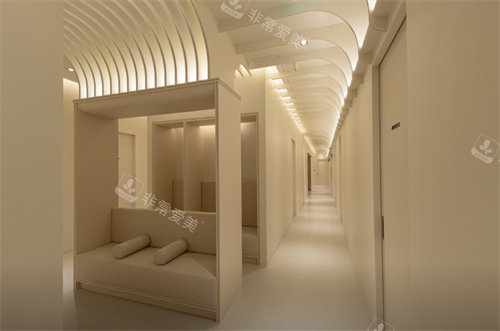 韩国alive皮肤科的走廊