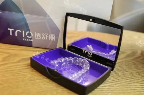 透舒丽隐形矫正器盒装示意图