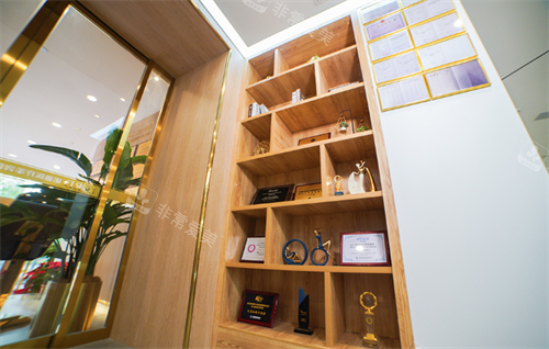 济南诺德医疗美容荣誉墙