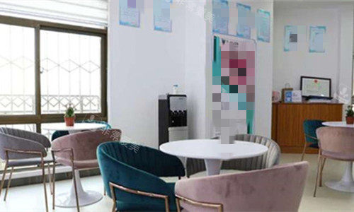 郑州七颗牙口腔休息区