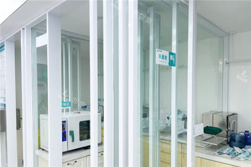 郑州优尔雅口腔消毒室