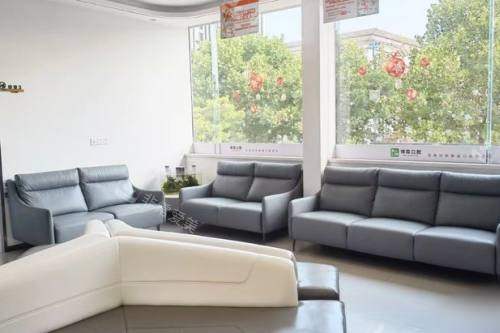 青岛博霖口腔门诊部候诊区