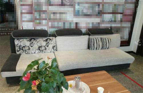 重庆华肤皮肤病医院等候区