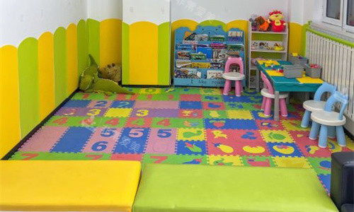 天津医博口腔儿童区