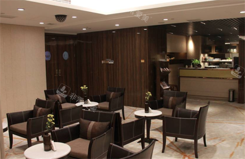 杭州连天美医疗美容等待区