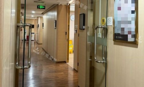 成都华美紫馨整形走廊环境示意图