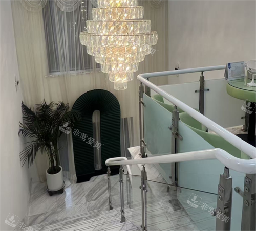 北京瀛美醫(yī)療美容樓梯