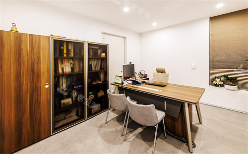 韩国信所爱女性医院诊室照片