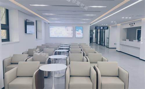 辽阳诺贝尔口腔等候区