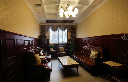 南京友谊整形外科等待区 南京友谊整形外科等待区