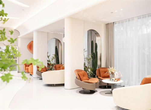 杭州米蘭柏羽醫(yī)療美容等候區(qū)環(huán)境