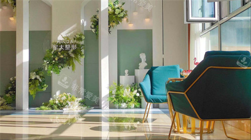 太原军大整形医院休息一角