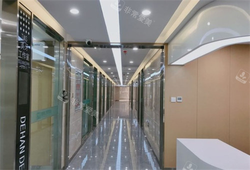 云南昆明德韩口腔走廊环境