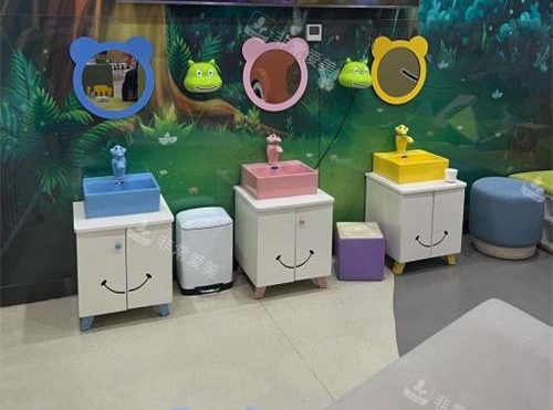 昆明松鼠口腔儿牙治疗