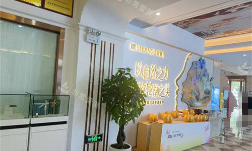 武汉壹加壹整形医院怎么样，资质正规/设备新型医生出色/做眼鼻整形和面部抗衰超赞！