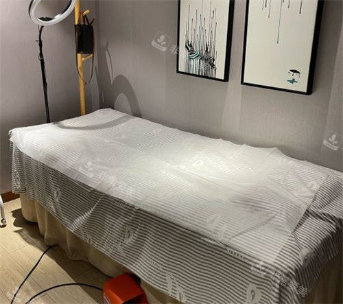 重庆艾俪医疗美容皮肤治疗室