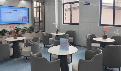 江西九江中山口腔接待区