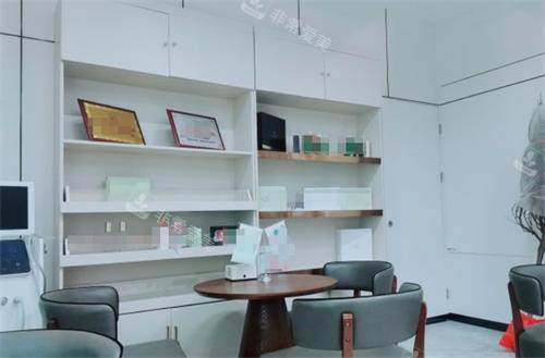 广州倍生植发接待区