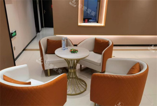 烟台美神整形等候区环境图