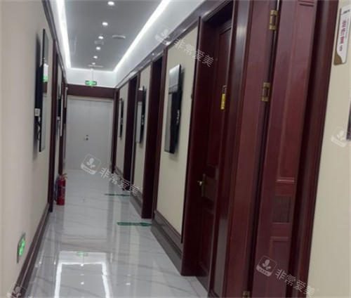 烟台华韩整形走廊图片