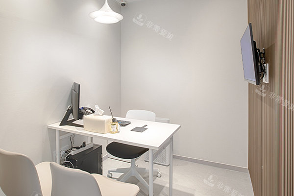 韩国釜山jeio整形外科面诊室