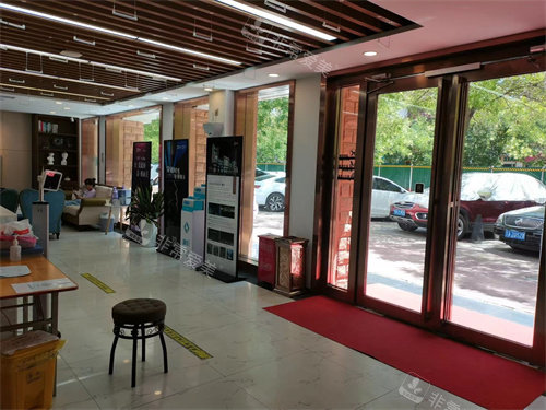 银川田永成医疗美容前厅门口环境