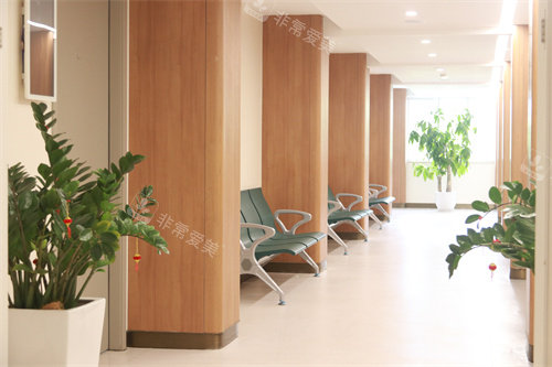 杭州广仁医院走廊