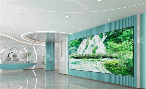 郑州杨丽美颜医疗美容官网简介:杨丽医生坐诊,擅长眼部整形报价1.88W元起!