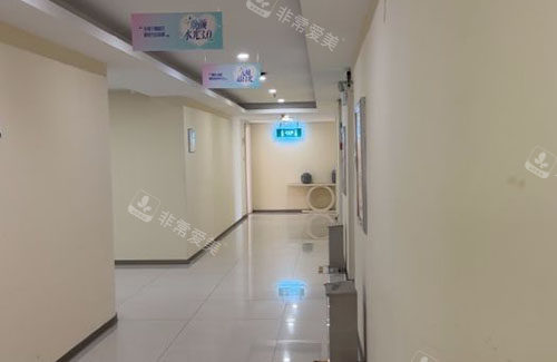 河南整形美容医院走廊环境图