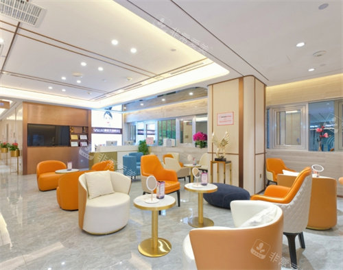 北京新星靚醫(yī)療美容醫(yī)院前廳