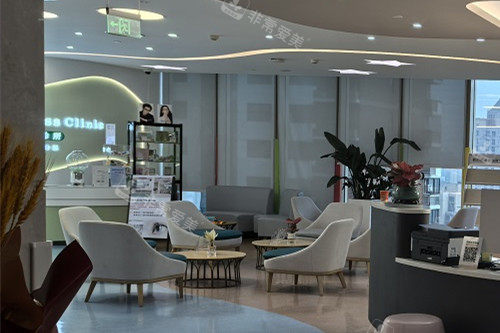 南京菲丝植发候诊区